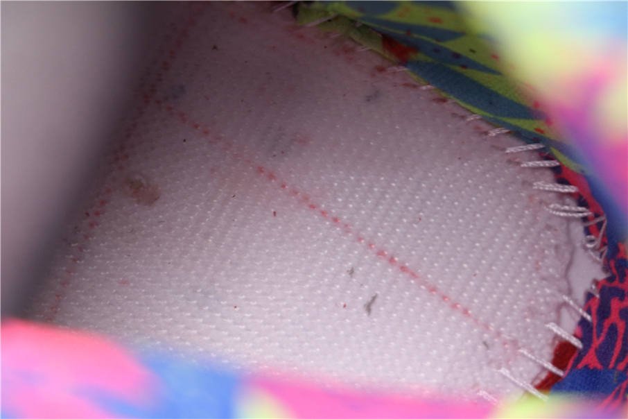 Air Jordan 5 What The CZ5725-700