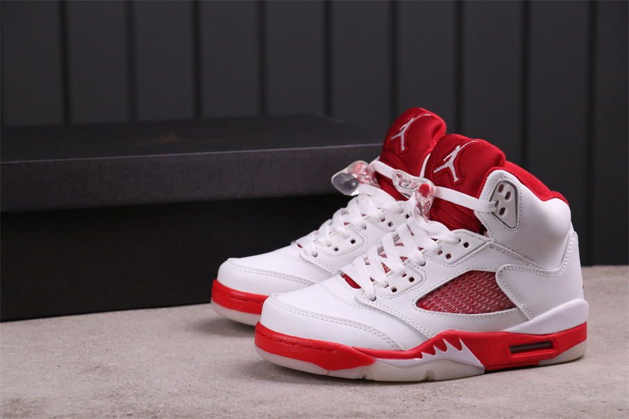 Air Jordan 5 What The 440892-106