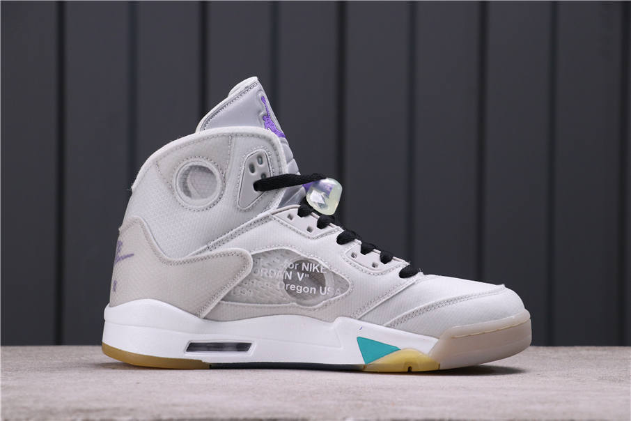 OFF-WHITE x Air Jordan 5 SP CT8480-105