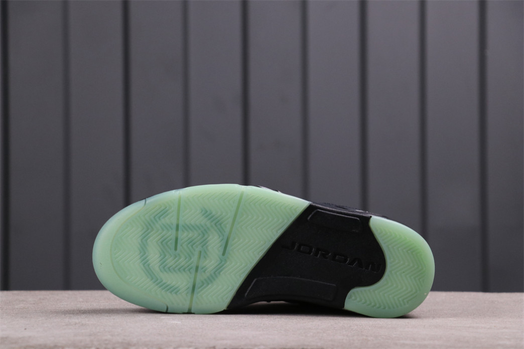 Air Jordan 5 Low DM4640-036