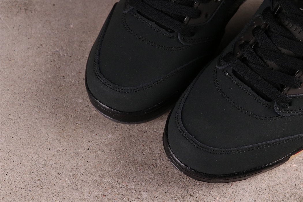 Air Jordan 5 Gore-Tex Off-Noir DR0092-001